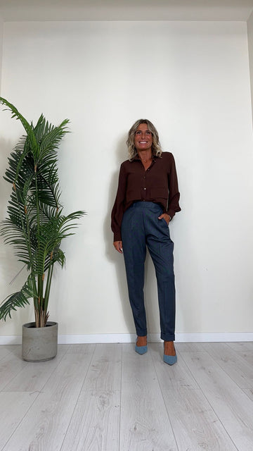 GIORGIA & JHONS - 60097FW24 - CAMICIA A SCATOLA CON TASCHE E BOTTONCINI DORATI