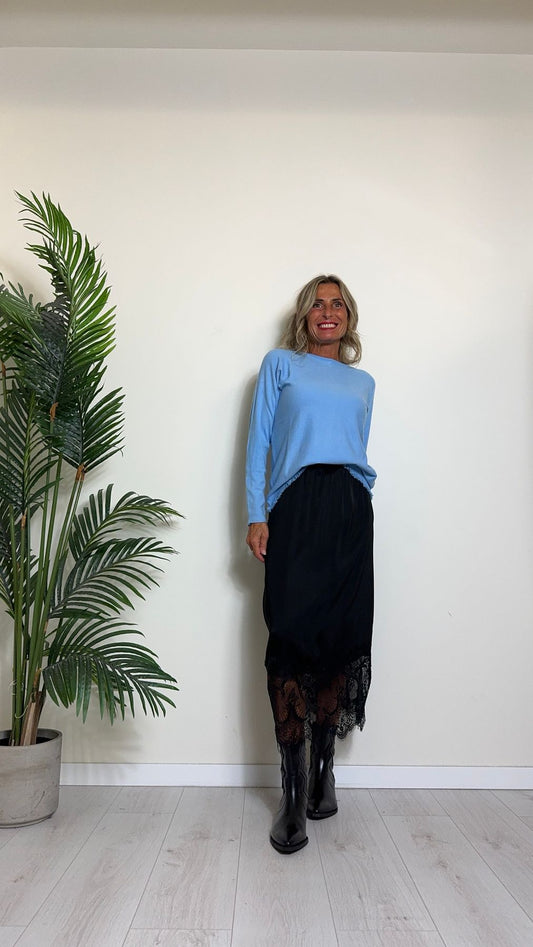 DAFNE - AL0555P24 - MAGLIA VISCOSA ORLO SFRANGIATINO, FIT MORBIDO