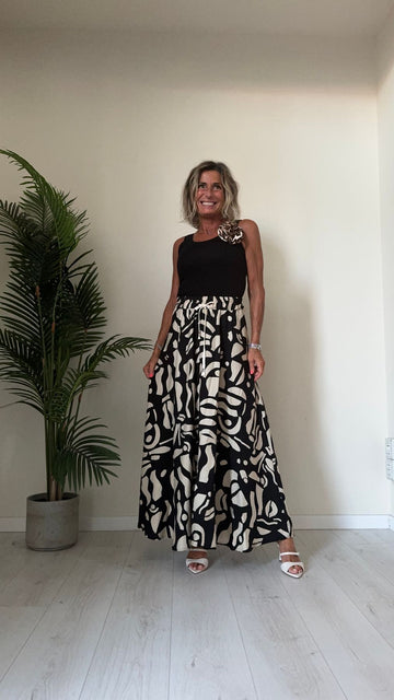 DAFNE - LD1300P22 - TOP JERSEY DI COTONE STRETCH, SCOLLON A MADONNA CON SPILLA FIORE MACULA