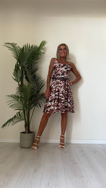 VENTISEI - 17727P25 - ABITO RASO FANTASIA MACCHIE SFUMATE, SCOLLO SCESO, RETRO ELASTICATO CON CINTURA