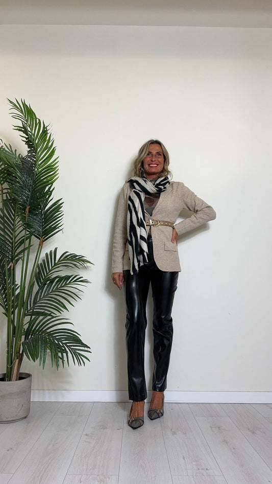 DAFNE - YF6359P11 - SCIARPONA VISCOSA ZEBRATA CON ORLO SFRANGIATO