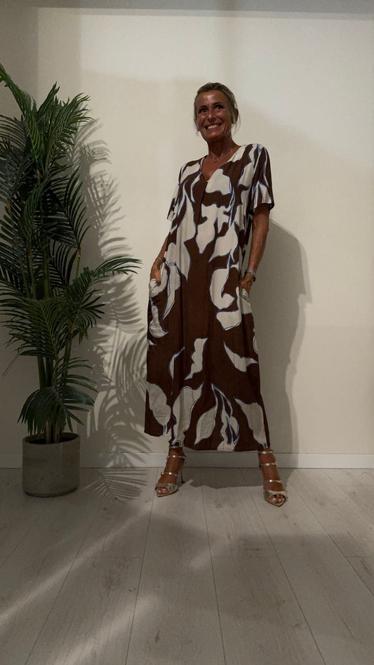 DAFNE - A8667FP29 - ABITO LUNGO FANTASIA, SCOLLO A V STONDATO CON BUGIA, TASCHE A FILO, 100%VISCOSA