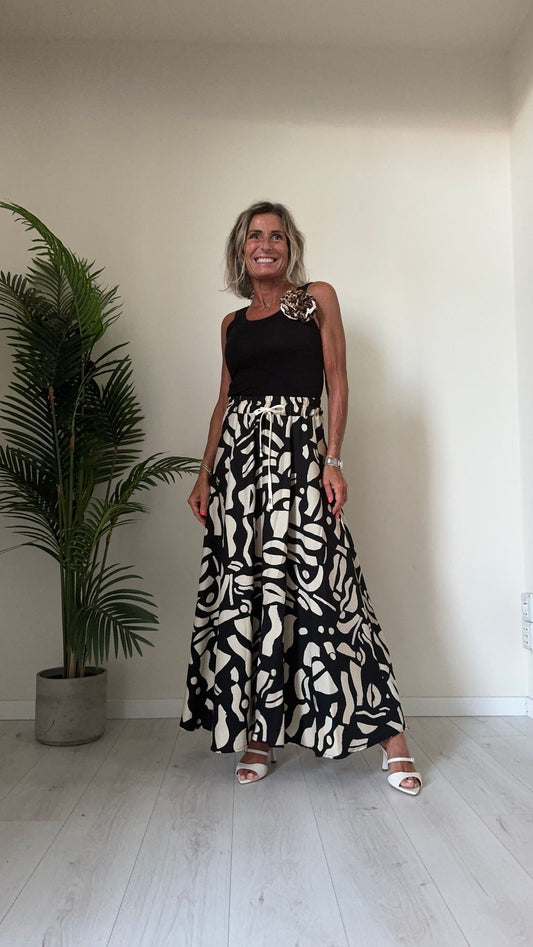 DAFNE - LD1300P22 - TOP JERSEY DI COTONE STRETCH, SCOLLON A MADONNA CON SPILLA FIORE MACULA