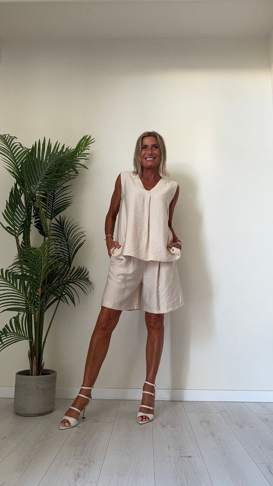 GIORGIA & JHONS - 60459SS24 - TOP VISCOSA 85% STROPICCCIATA, SCOLLO A V SOVRAPPOSTO, FIT AMPIO