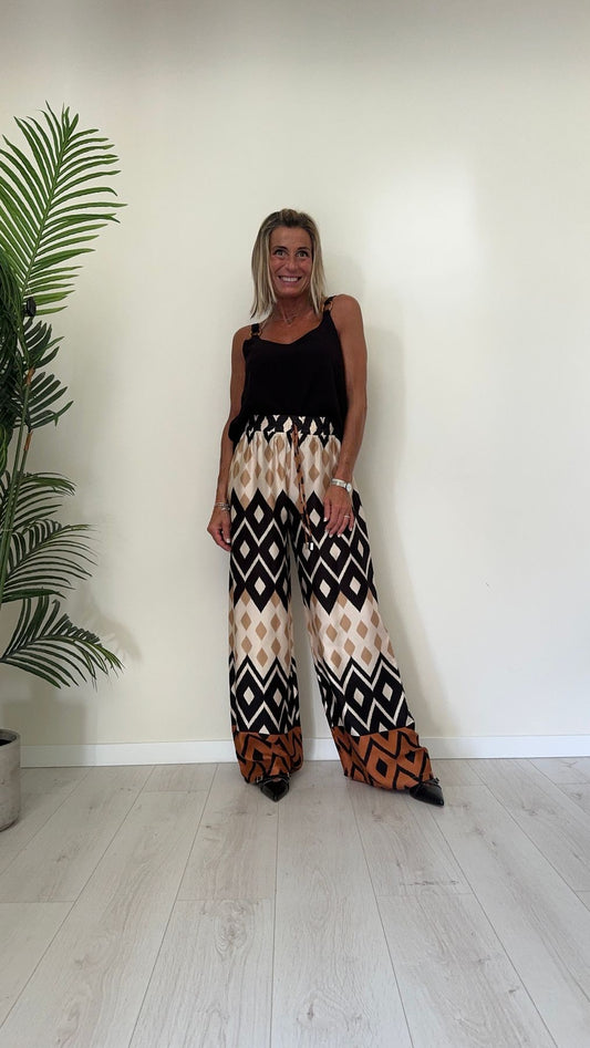 GIORGIA & JHONS - 60377SS24 - PANTALONE FANTASIA ETNICA 100%VISCOSA, VITA ELASTICATA E LACCIO, GAMBA AMPIA