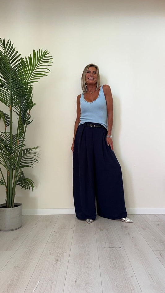 DAFNE - HZ209027P19 - PANTALONE AMPIO, FLUIDO, UNA PINCES CON CINTURA ED  ELASTICO RETRO