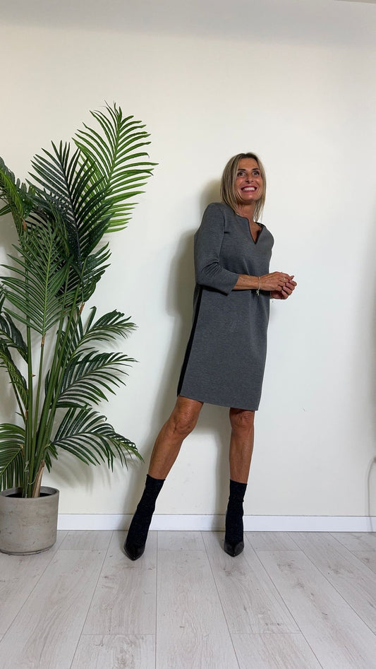 GIORGIA & JHONS - 60295FW24 - ABITO POLIVISCOSA TAGLIOVIVO CON PROFILI SCOLLO E BANDE LATERALI