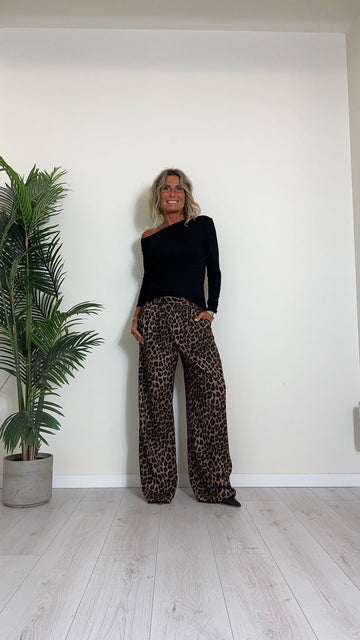 DAFNE - MFS14718P14 - MAGLIA/TOP IN COTONE E VISCOSA ELASTICIZZATA CON SCOLLO ASIMMETRICO