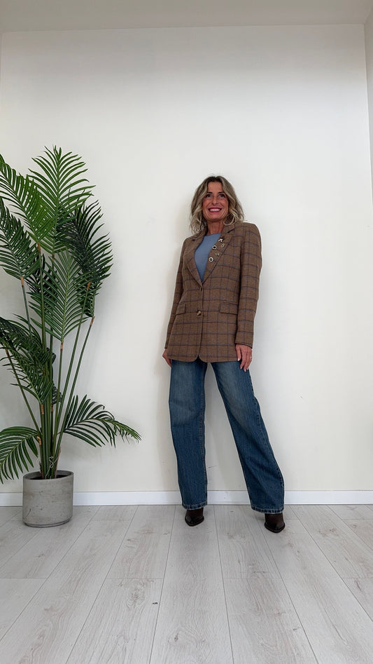 TENSIONE IN - 25B4619