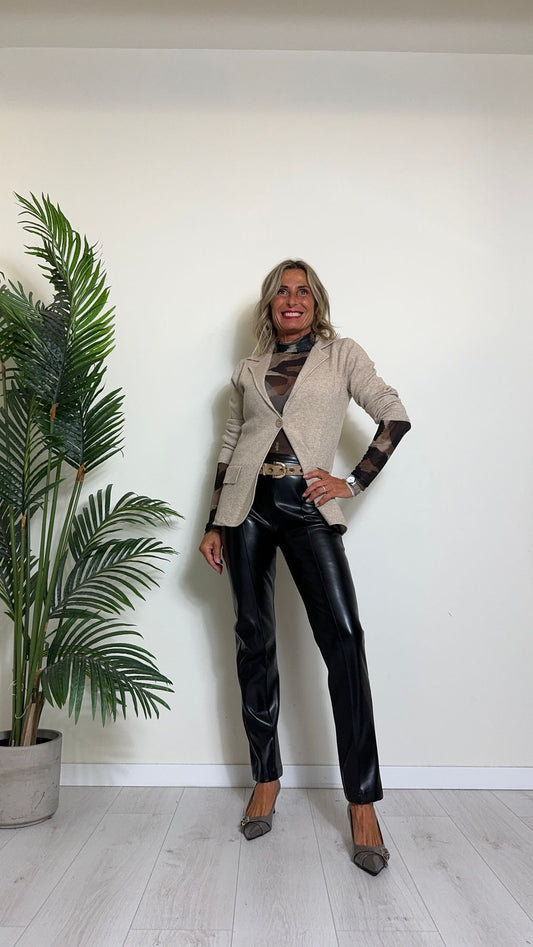 DAFNE - P0376P29 - PANTALONE SIMILPELLE, GAMBA DRITTA CON NERVATURA CENTRALE