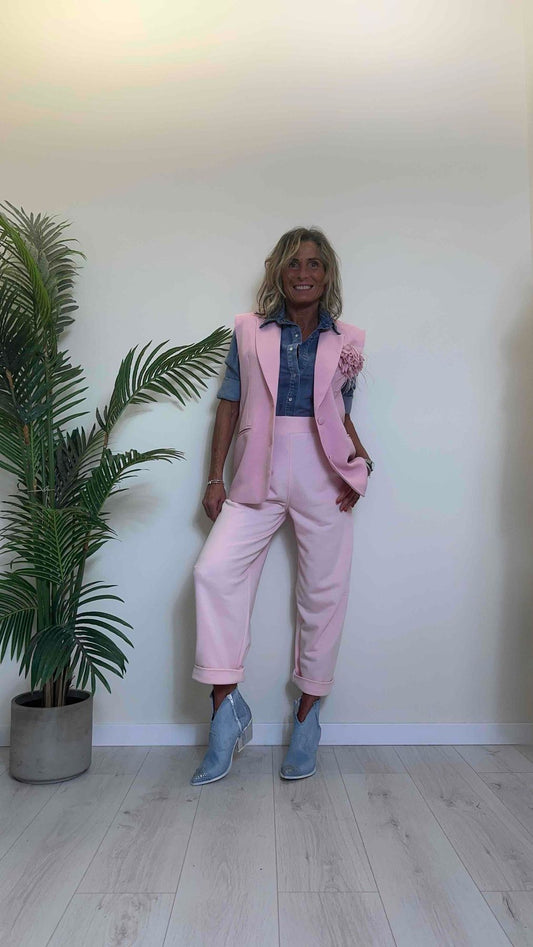 IMPERIAL - L9990005R - GILET/GIACCA LUNGA, SPALLINE IMBOTTITE E TAGLIO VIVO CON SPILLA FIORE E PIUME