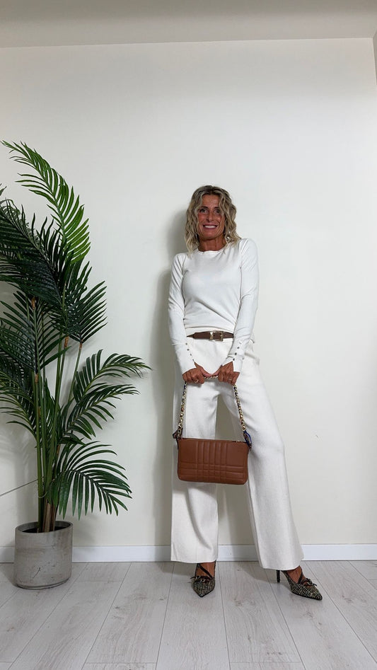 DAFNE - 0283P22 - MAGLIA VISCOSA GIROCOLLO CON BOTTONCINI SATINATI E SPACCHETTI SU POLSI