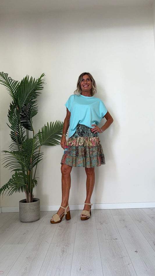 TWEED - J117617P17 - T-SHIRT OVER IN VISCOSA CON MANICA ALETTA E ORLO STONDATO