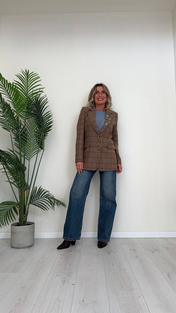 TENSIONE IN - 25B4619