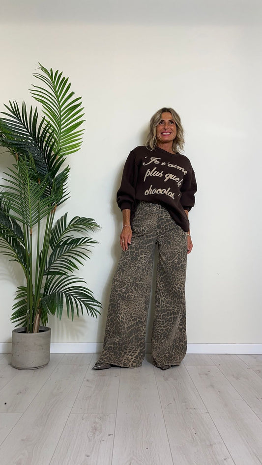 VICOLO - RS0306 - FELPA COTONE FELPATO CON SPACCHI LATERALI SCRITTA EFFETTO TEDDY "JE T'AIME PLUS QUE LE CHOCOLAT"