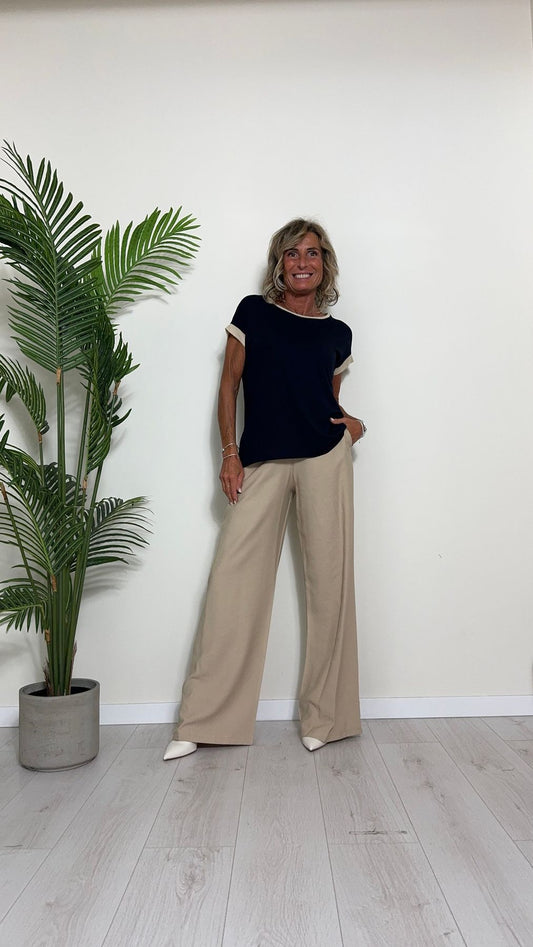 GIORGIA & JHONS - 60357SS24 - T-SHIRT VISCOSA(90%) AMPIA CON GIROCOLLO E MANICHE PROFILO DORATO