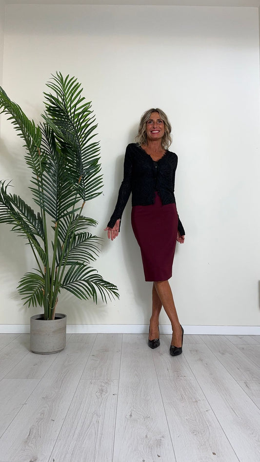 DAFNE - CHF7510P28 - COMPLETO IN PIZZO DI VISCOSA CON TOP CROPPED