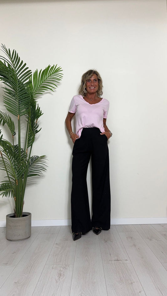 TWEED - 7585STEP12 - T-SHIRT 100%COTONE TINTO CAPO, SCOLLO A V,STONDATA CON RICAMO STELLA IN TONALITA' SULLA NUCA