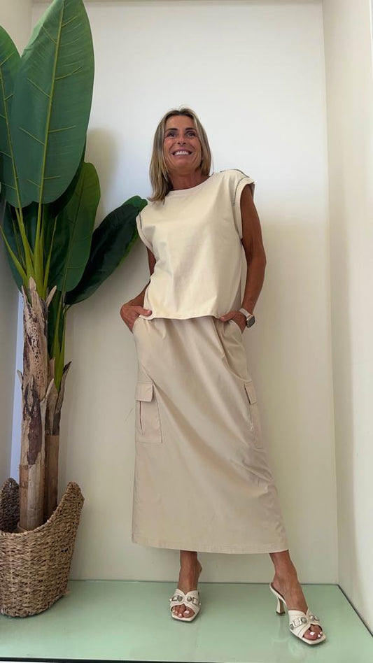 DAFNE - 7472P23 - T-SHIRT SMANICATA APPLICAZIONE SVAROWS