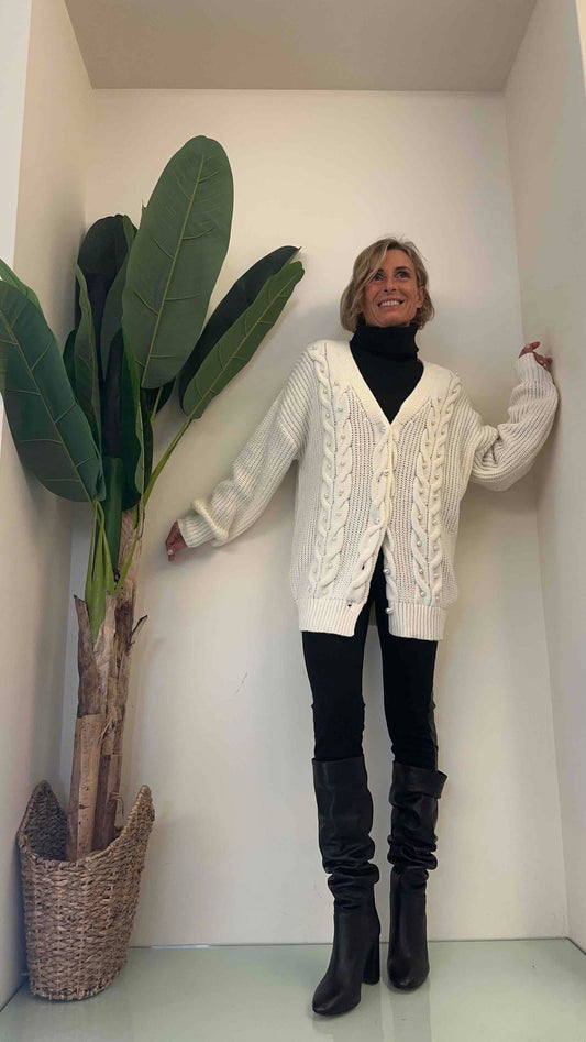 DAFNE - TCI336P32 - CARDIGAN PUNTO PANNOCCHIA CON TRECCE E PERLE