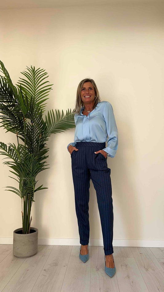 GIORGIA & JHONS - 60061SS24 - BLUSA CANNOSCINO, SCOLLO A V, POLSI ELASTICI