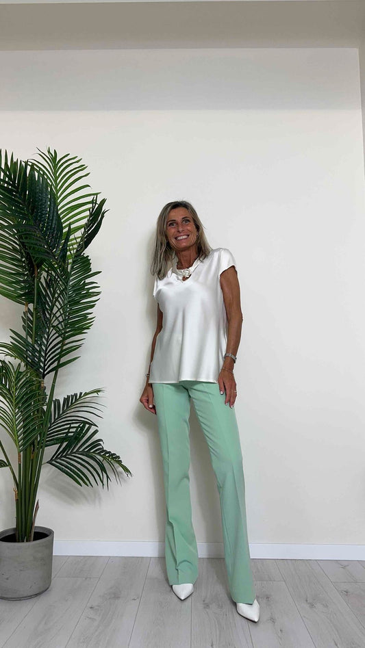 GIORGIA & JHONS - 60140SS24 - BLUSA RASO MANICA ALETTA COLLARINO E SPILLA