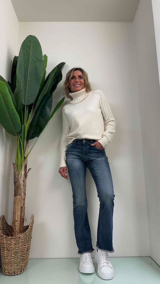 DAFNE - ZS1131P26 - MAGLIA DOLCEVITA MANICHE TRECCINE