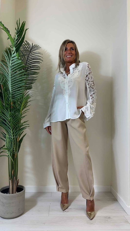 DAFNE - M2218P27 - CAMICIA FLUIDA CON PIZZO CHANTILLY