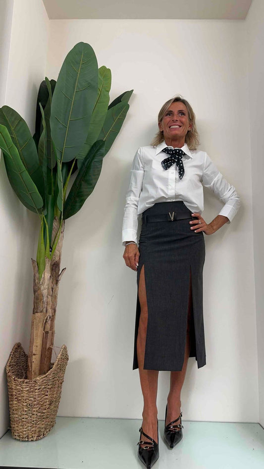 VICOLO - TR0397 - GONNA LUNGA CON SPACCHI E CINTURA