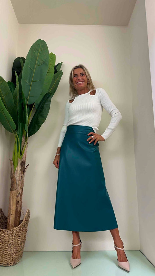 DAFNE - ZM50002P22 - MAGLIA VISCOSA COSTINE CUT OUT SPALLE SLIM FIT