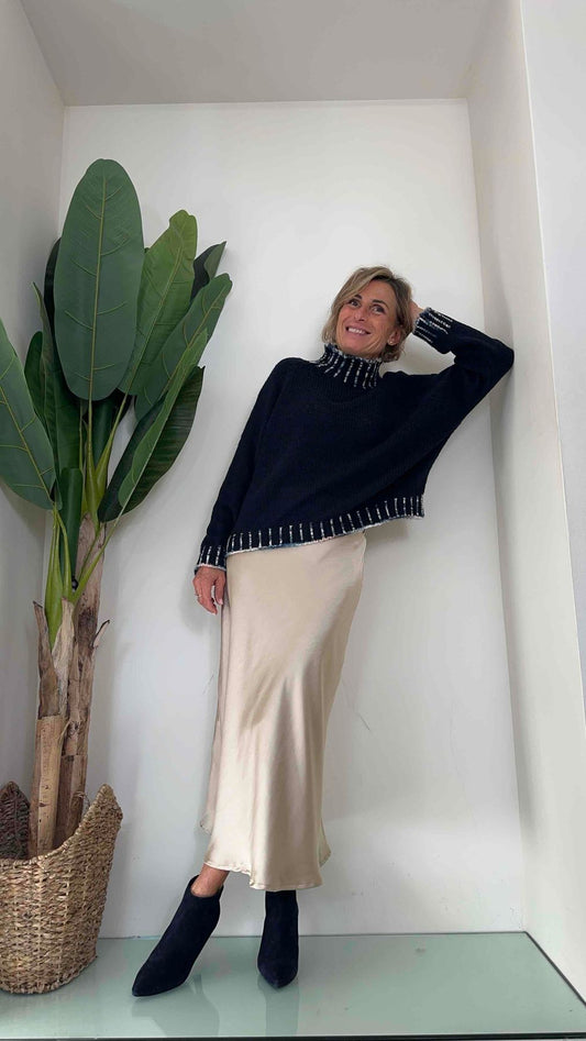 DAFNE - PA639P28 - PULLOVER LANA/VISCOSA, COLLO CRATERE, MOTICO COLOR