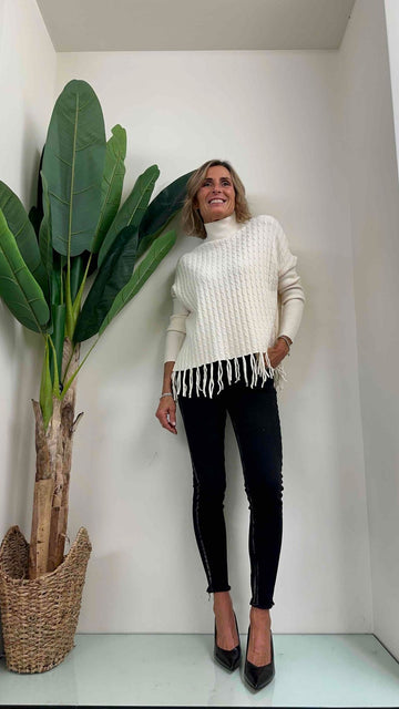 DAFNE - ZS1182P26 - MAGLIA VISCOSA TRECCINE E FRANGE