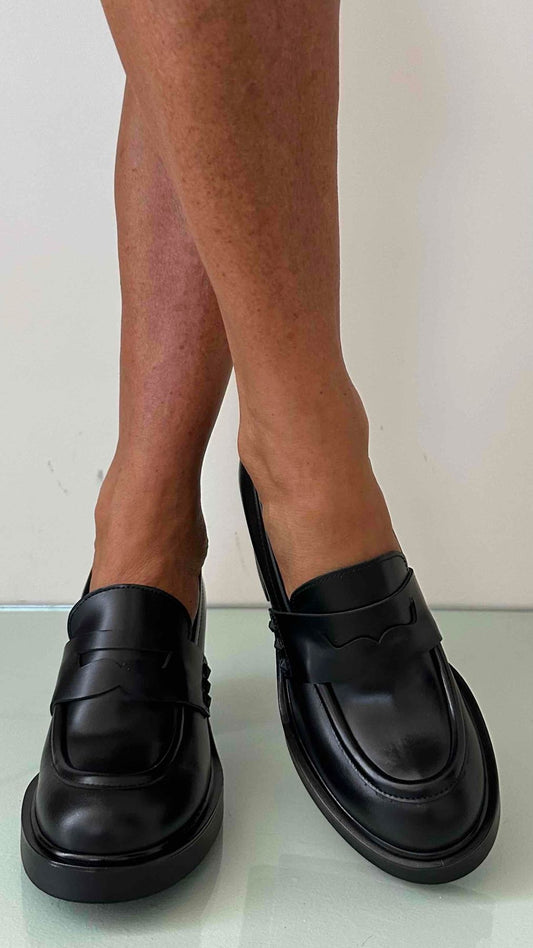 OVYE - FEM0771ABRP62 - MOCASSINO ABRASIVATO BORCHIETTE TACCO 8