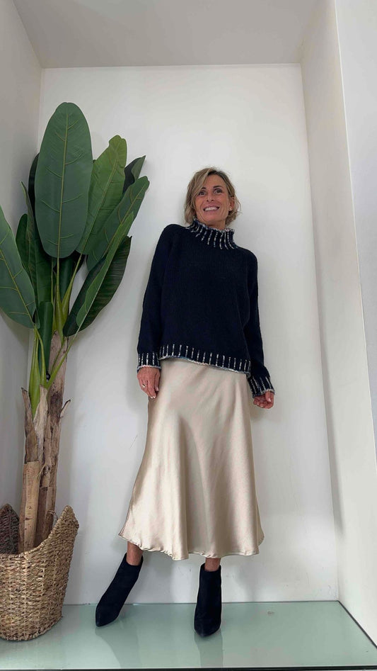 DAFNE - PA639P28 - PULLOVER LANA/VISCOSA, COLLO CRATERE, MOTICO COLOR