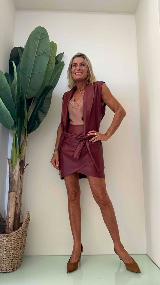 GIORGIA & JHONS - 60204FW23 - GILET SIMIL PELLE CON FUSCIACCA