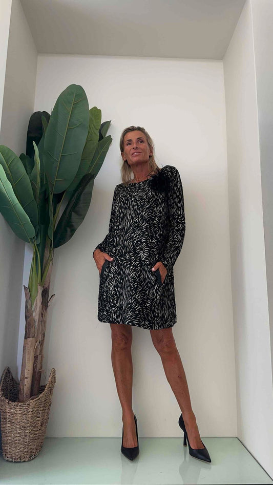 DAFNE - 3671P25 - ABITO EFFETTO 3D PROFILO TASCA ECOPELLE