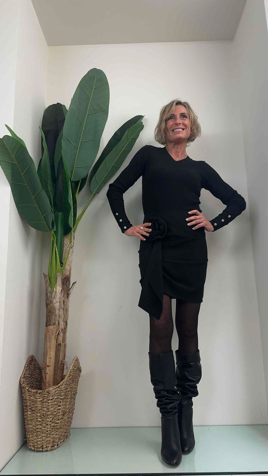 DAFNE - QC2326P23 - MAGLIA VISCOSA SCOLLO A V COSTINE BOTTONI GIOIELLO MANICA