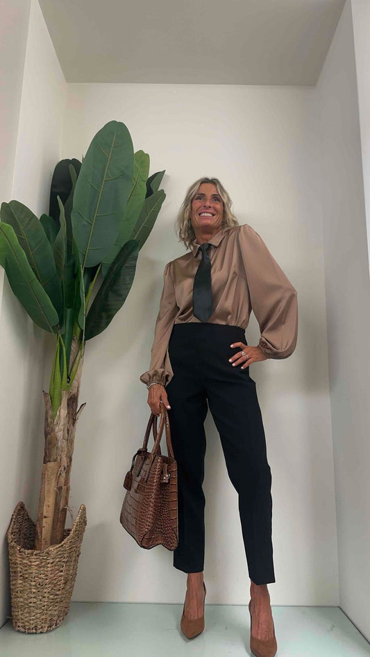 GIORGIA & JHONS - 60077FW23 - CAMICIA RASO CON CRAVATTA