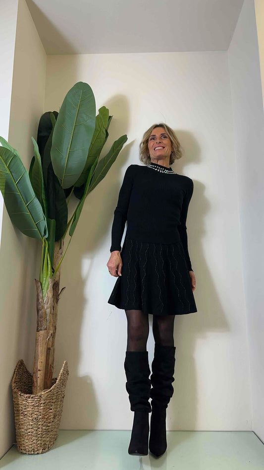 DAFNE - ST221P25 - MAGLIA VISCOSA COSTINE ORLO STONDATO, GIROCOLLO CRISTALLI INCASTONATI