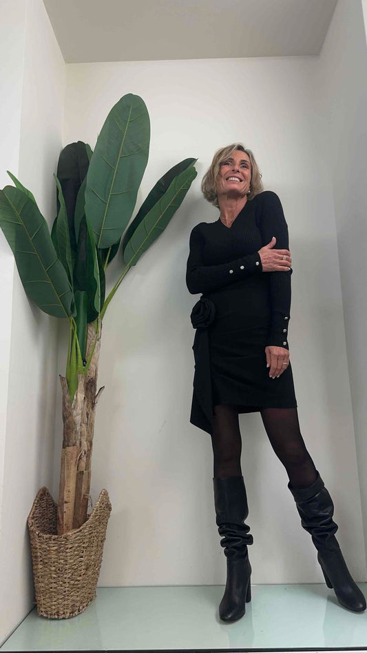 DAFNE - QC2326P23 - MAGLIA VISCOSA SCOLLO A V COSTINE BOTTONI GIOIELLO MANICA