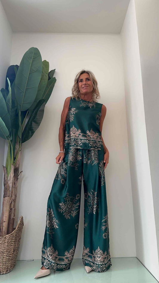 VICOLO - TR0695 - PANTALONE RASO AMPIO FANT. FOGLIE